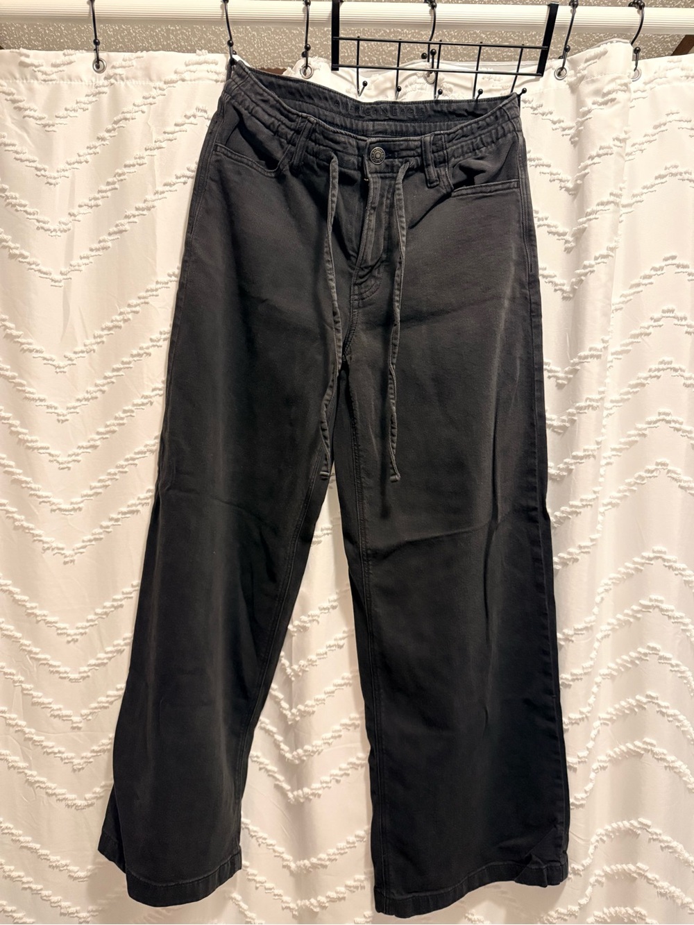 American Eagle Outfitters Black Wide-Leg Drawstring Pants